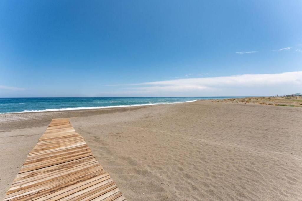 Ct 240 - Beachfront Apartment -Don Juan 마닐바 외부 사진
